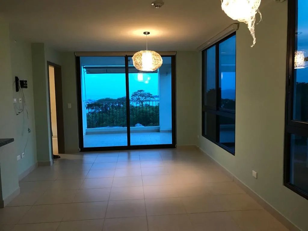 SE VENDE HERMOSO APARTAMENTO EN P.H. GALEONES