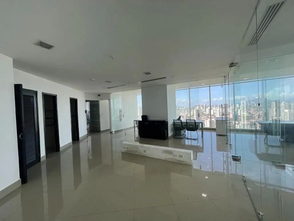 Venta de Local Comercial en PH F&F Tower  Calle 50