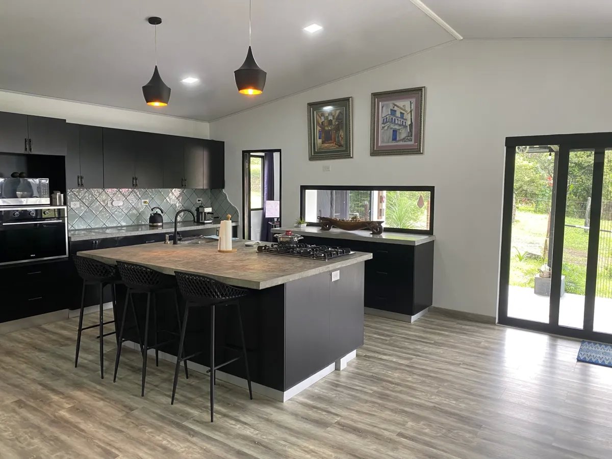 Single Family Detached For Sale in Via a Los Planes