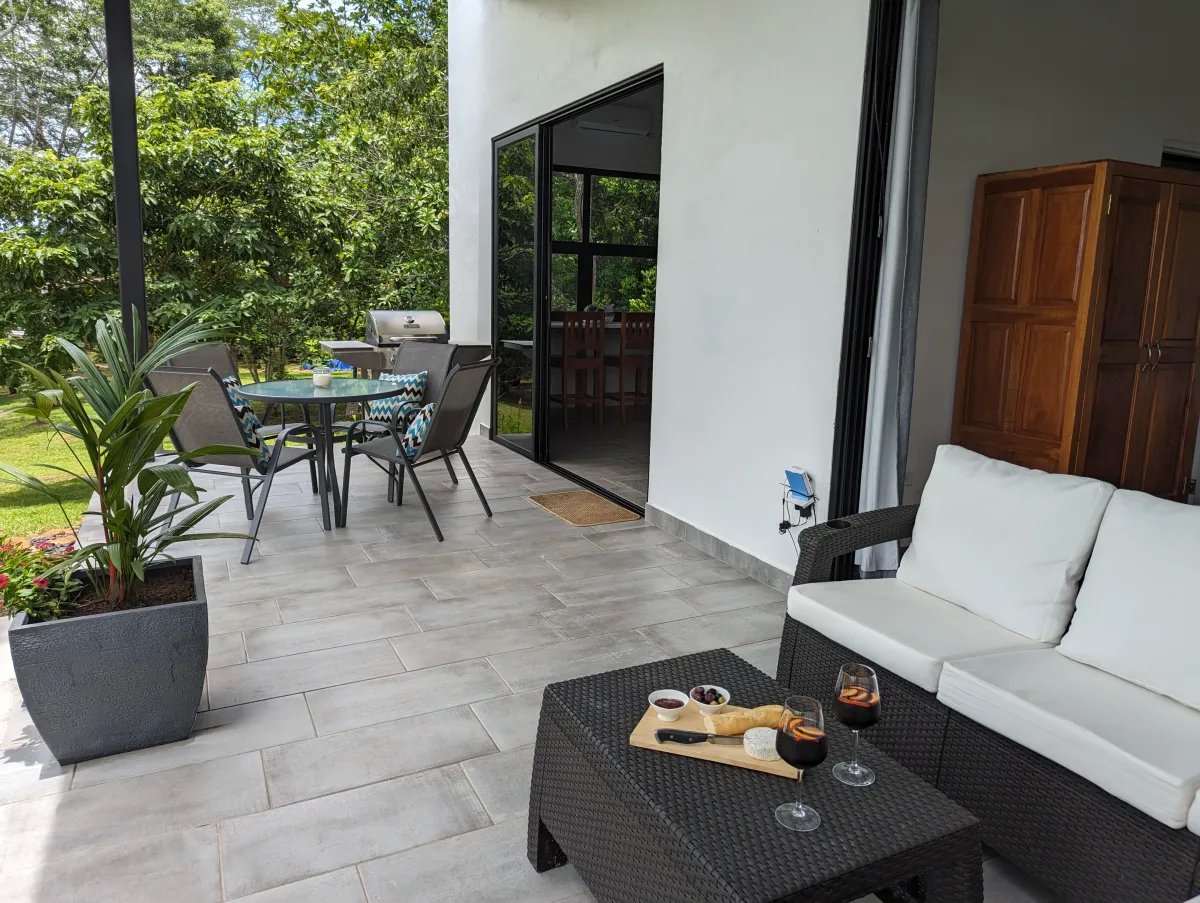 Vacation Home For Sale in Lago Bay, Lagartero, Hicaco, Sona, Veraguas