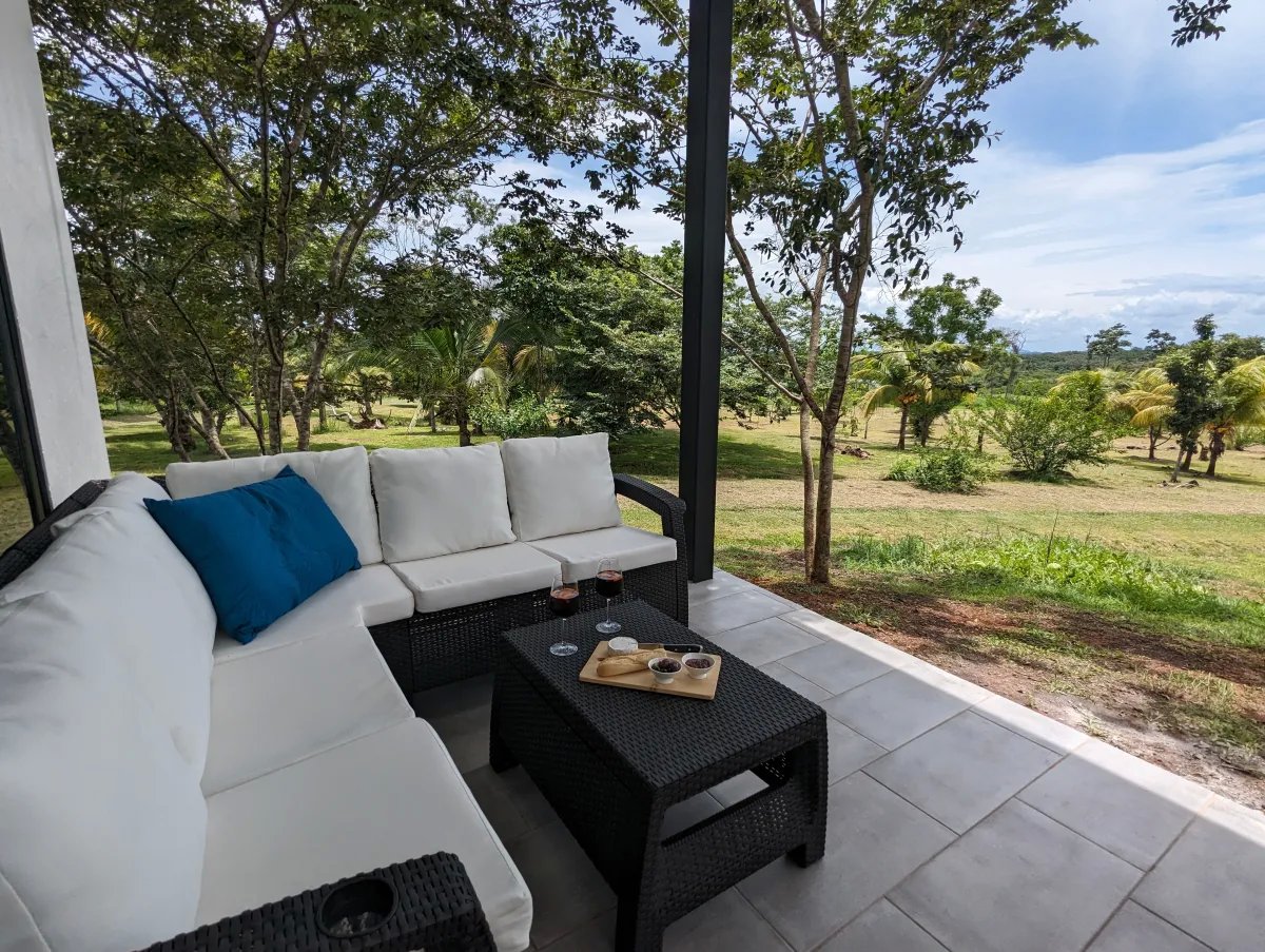 Vacation Home For Sale in Lago Bay, Lagartero, Hicaco, Sona, Veraguas