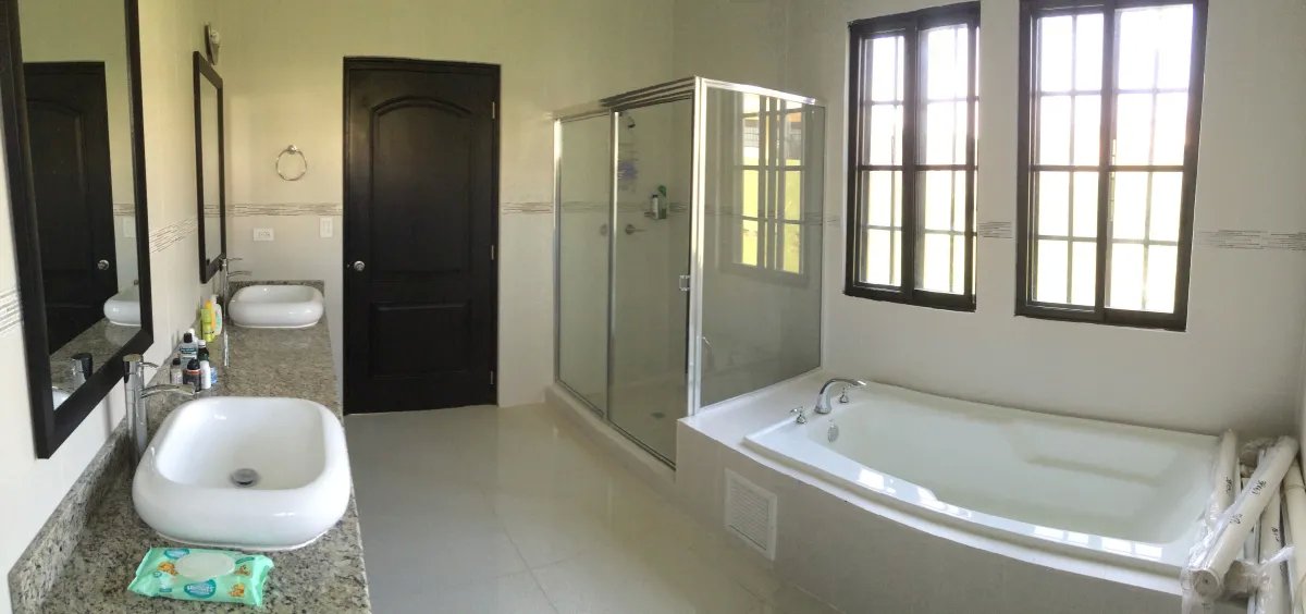 VENDO CASA TOTALMENTE AMOBLADA Y EQUIPADA  HACIENDA PACÍFICA, SAN CAR...