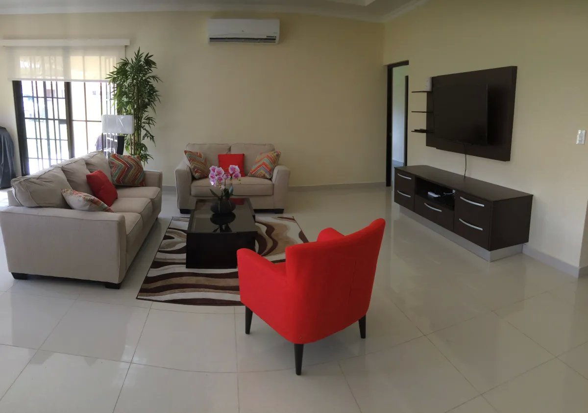 VENDO CASA TOTALMENTE AMOBLADA Y EQUIPADA  HACIENDA PACÍFICA, SAN CARLOS