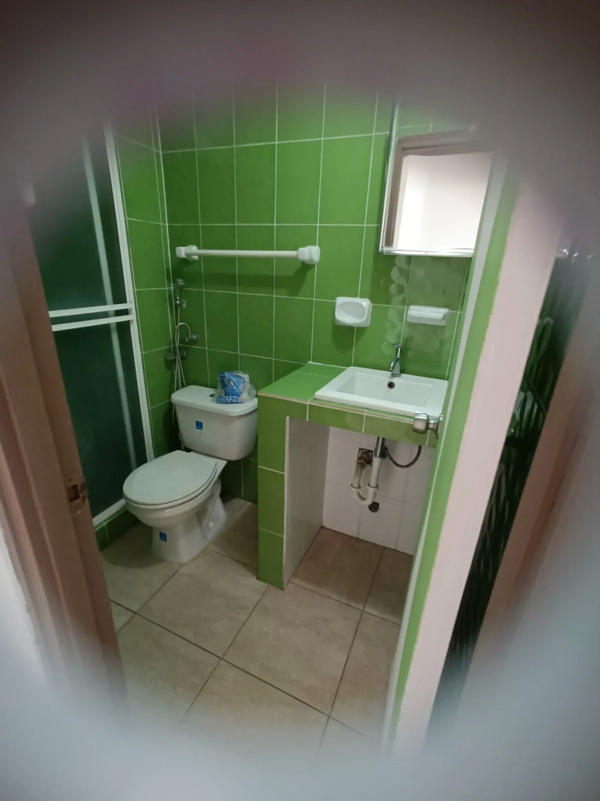 Apartment For Rent in Calle 81 Este