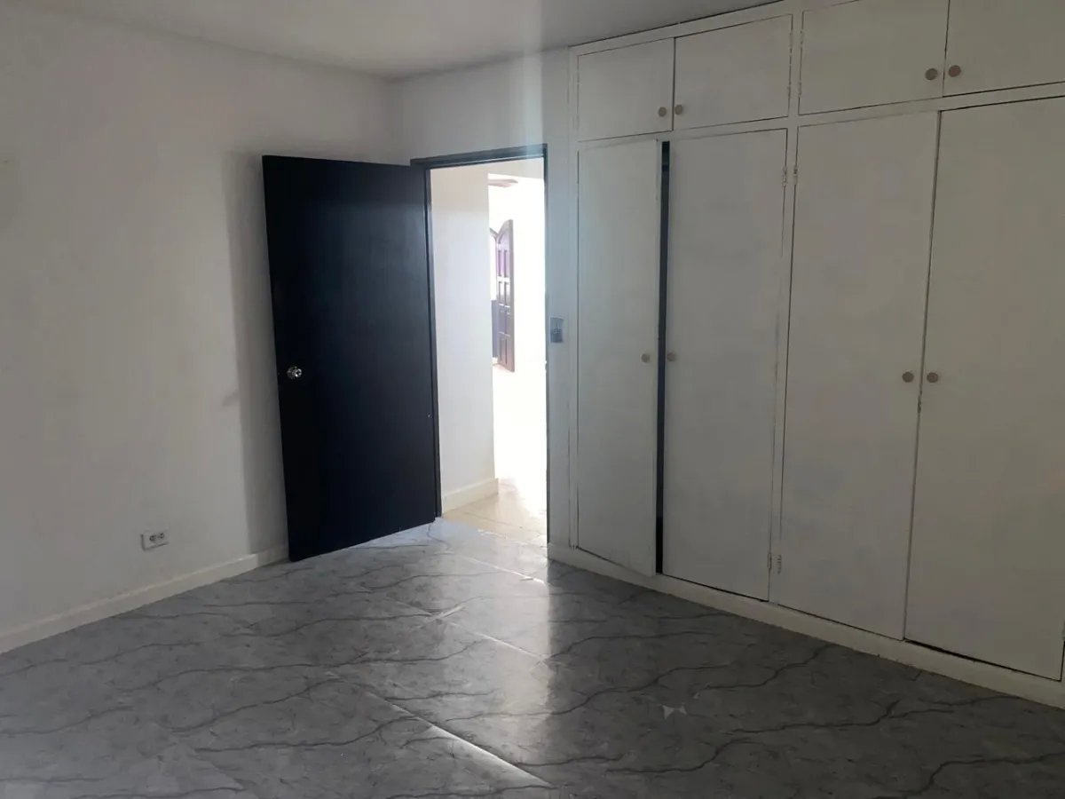 Alquiler de Casa y Lote Juntos para Uso Comercial  San Francisco/House and Lot Package for Commercial Rent  San Francisco