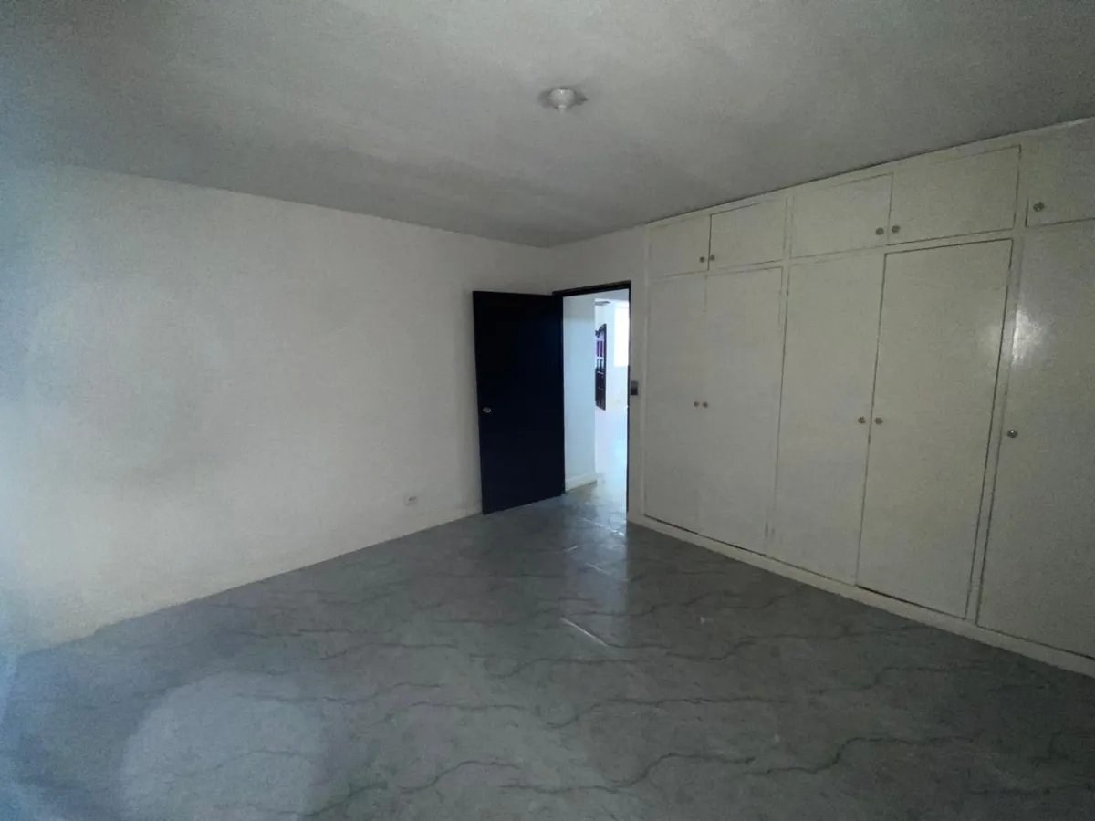 Alquiler de Casa y Lote Juntos para Uso Comercial  San Francisco/House and Lot Package for Commercial Rent  San Francisco