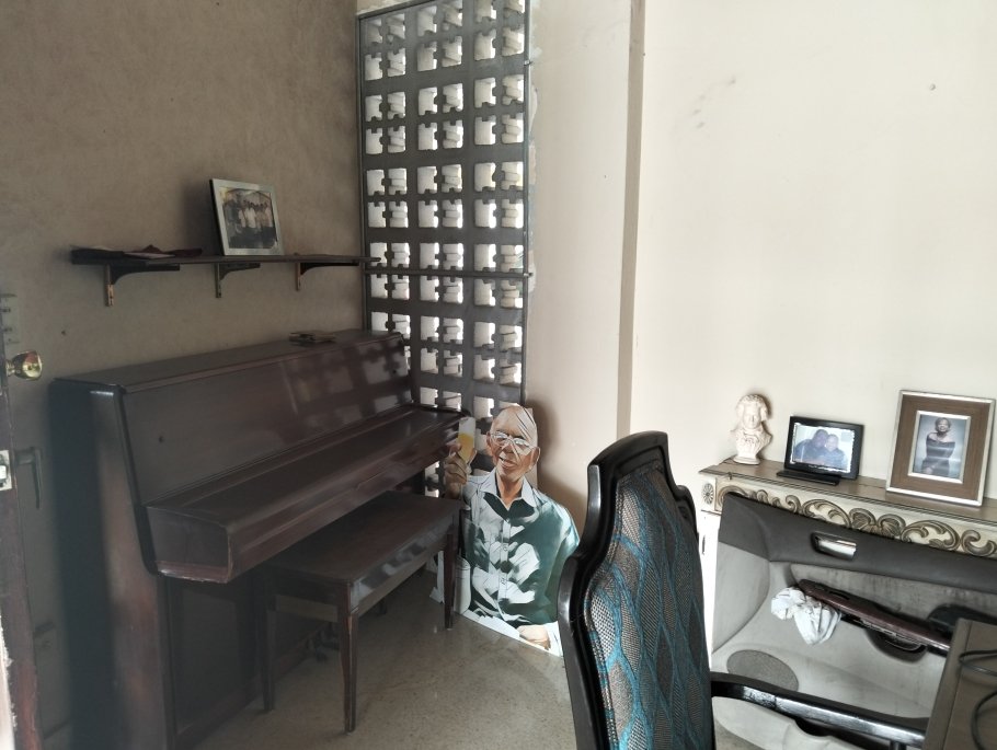 Alquiler de Casa y Lote Juntos para Uso Comercial  San Francisco/House and Lot Package for Commercial Rent  San Francisco