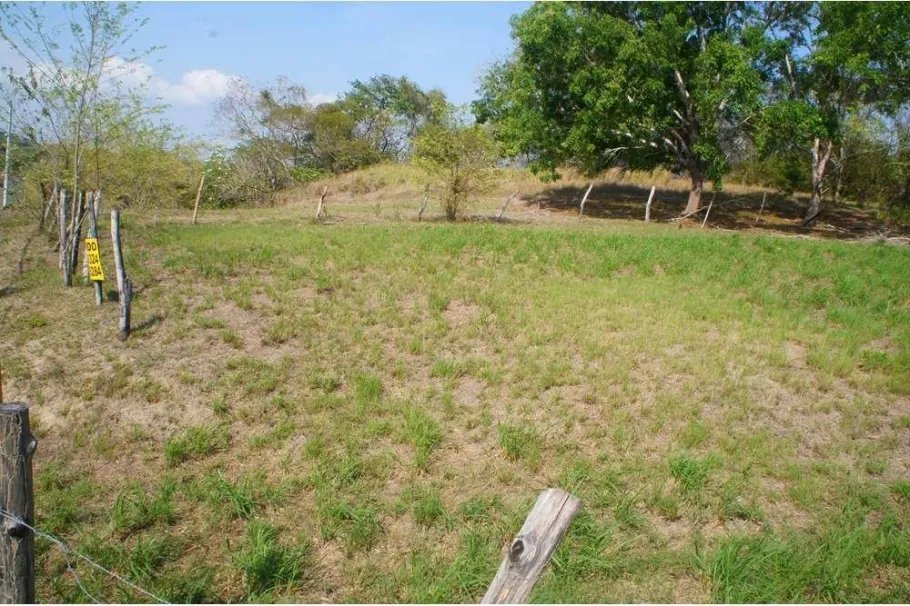 Lote de Casa en Venta en Las Uvas de San Carlos