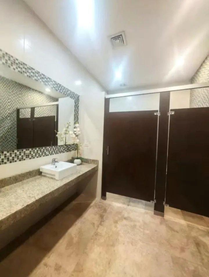 Apartment For Sale in Coco del Mar