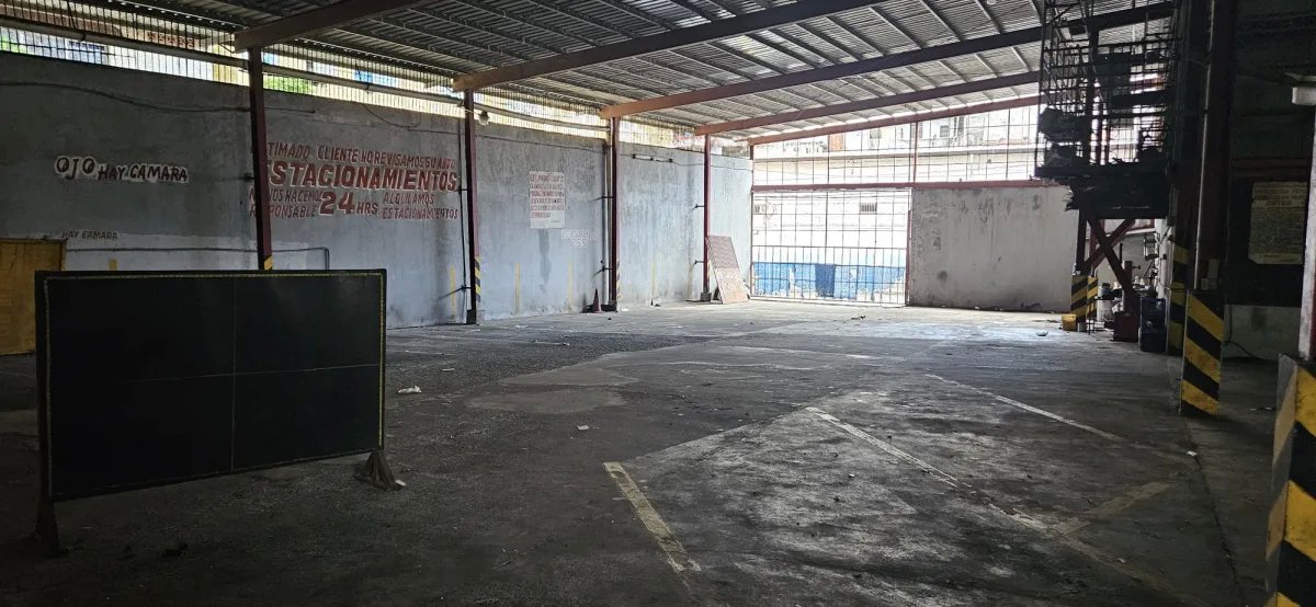 Business For Sale in Santa Ana, Calle Estudiate, Ancón