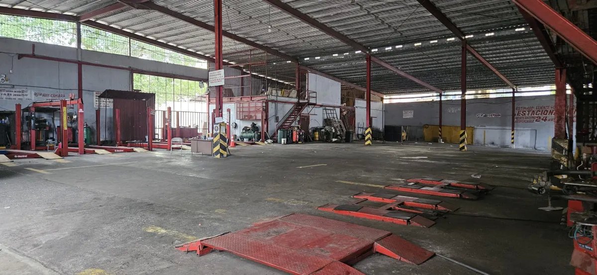Business For Sale in Santa Ana, Calle Estudiate, Ancón