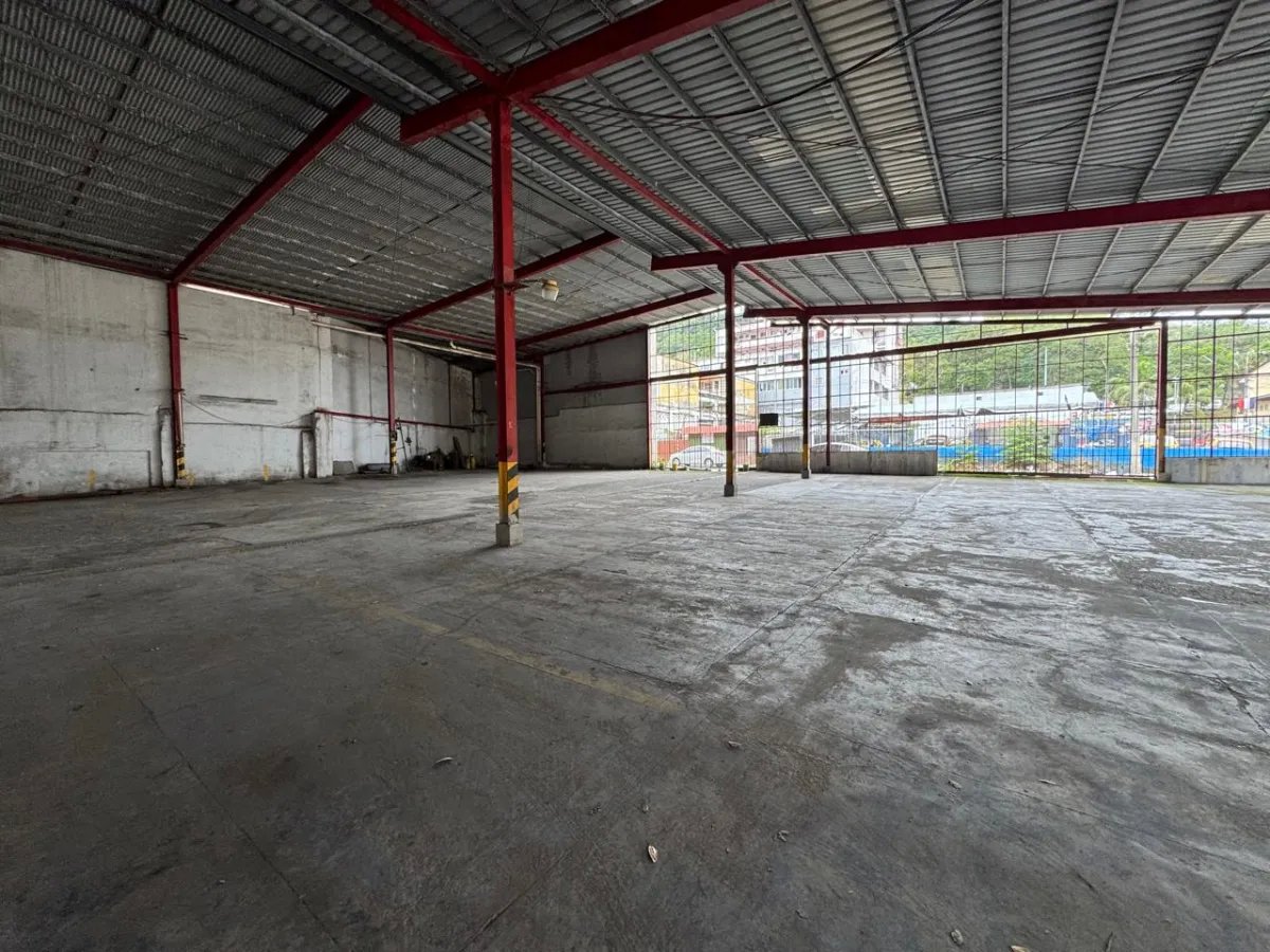 Venta de Galera Comercial ubicada en Santa Ana, Calle Estudiante, Ancó...