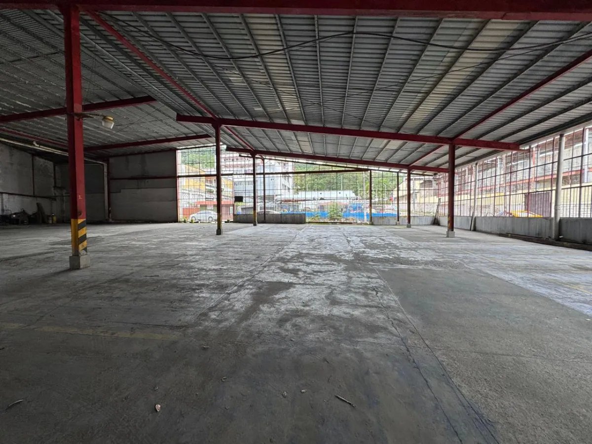 Venta de Galera Comercial ubicada en Santa Ana, Calle Estudiante, Ancó...
