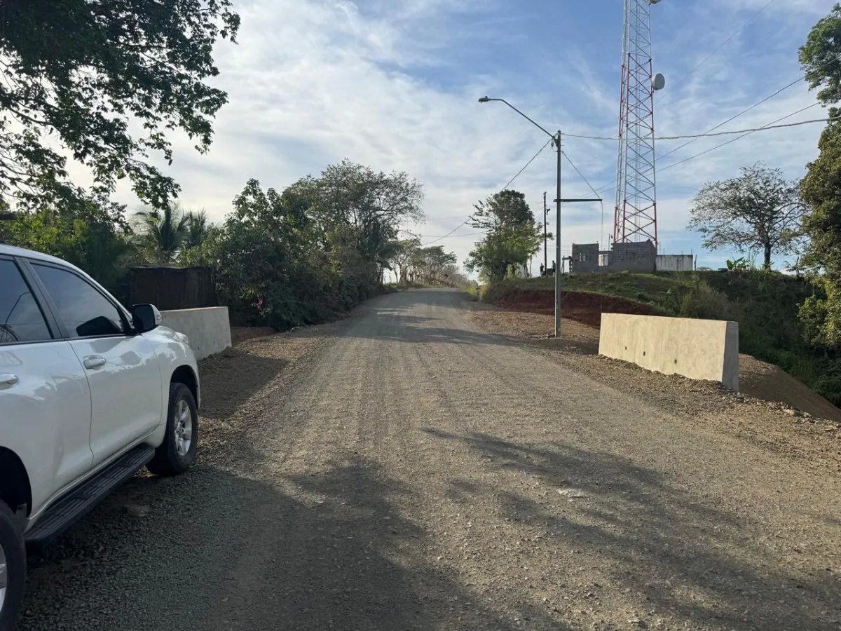For Sale: Titled Land in Hicaco, 300 Meter from The Beach.