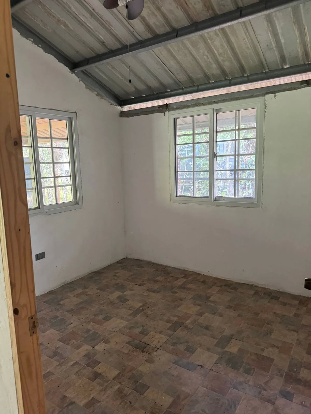 For Sale: Titled 4.5 Hectare Property with Home and Crops.