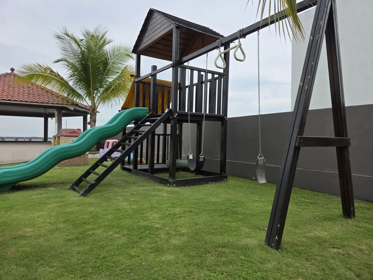Apartment For Rent in COCO DEL MAR
