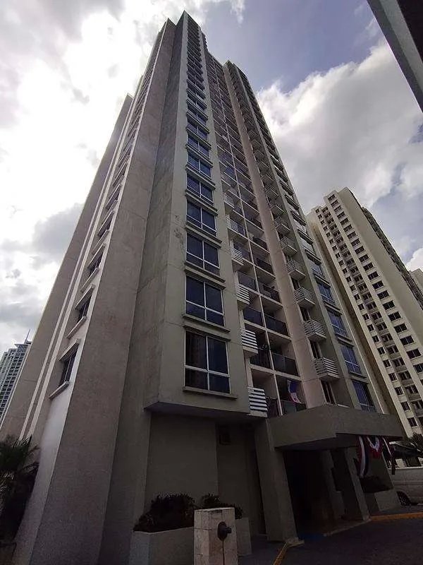 Venta de Apartamento en PH Rokas  Condado del Rey