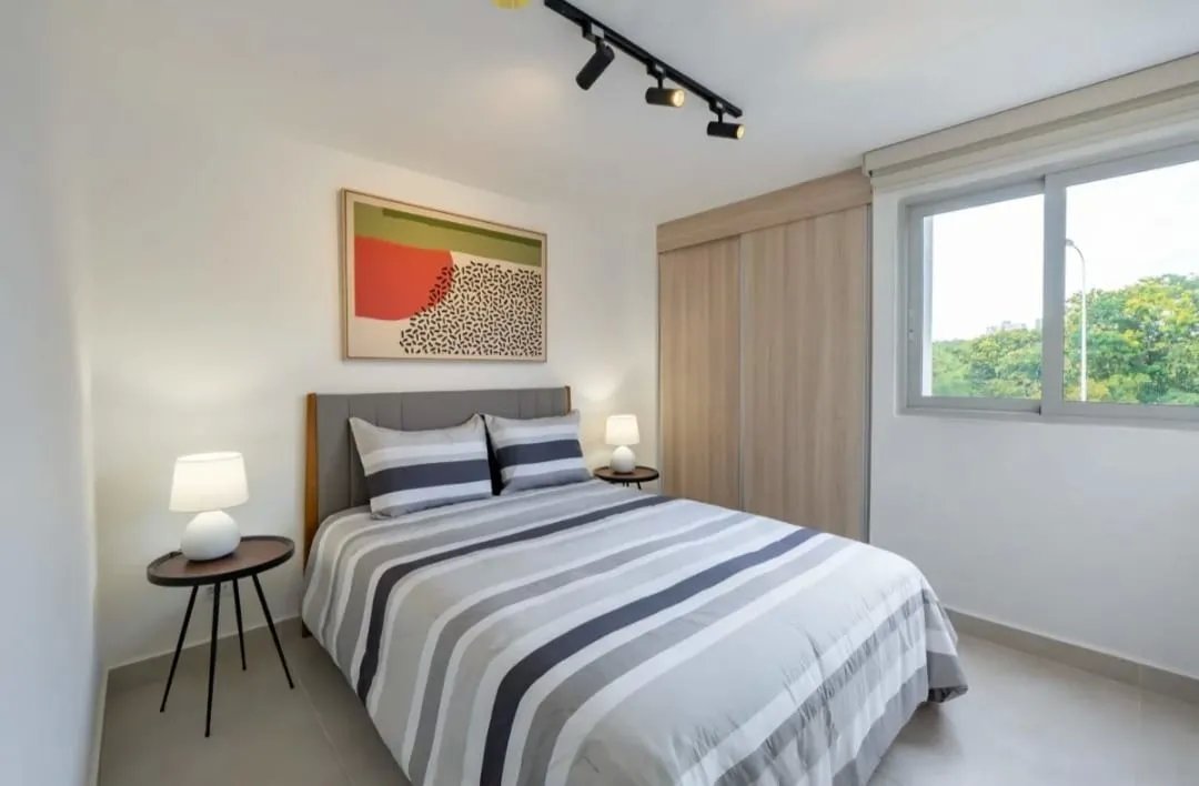 Apartment For Rent in Calle 101 e