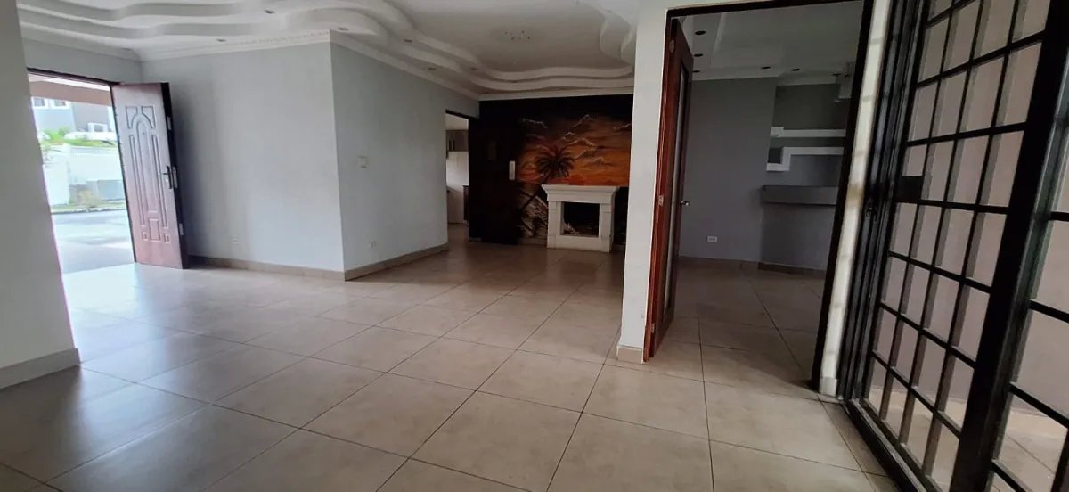 Single Family Detached For Sale in Brisas del Golf