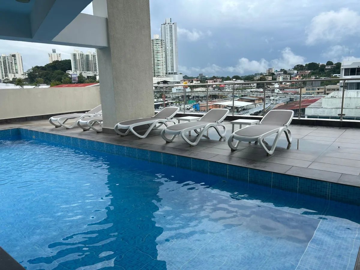 Venta de apartamento en PH Parques del Carmen  El Carmen, Bella Vista