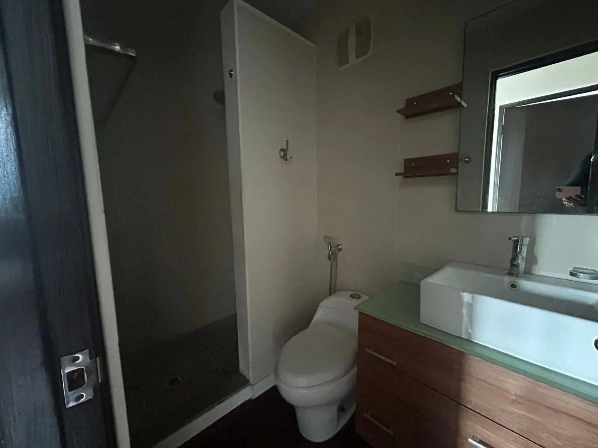 Venta de apartamento en PH Parques del Carmen  El Carmen, Bella Vista
