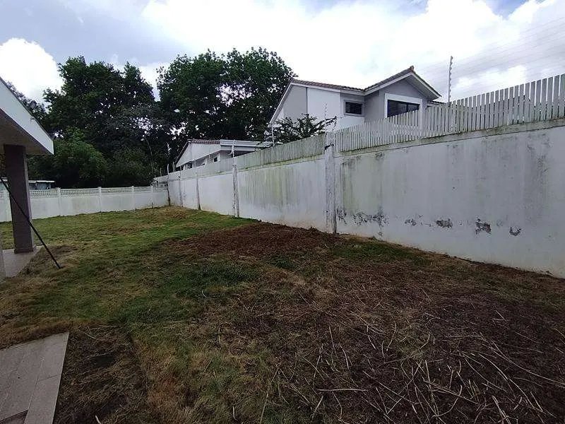 Single Family Detached For Sale in BRISAS DEL GOLF