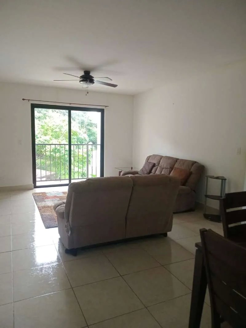 Venta de Apartamento en PH Embassy Village, Ancón