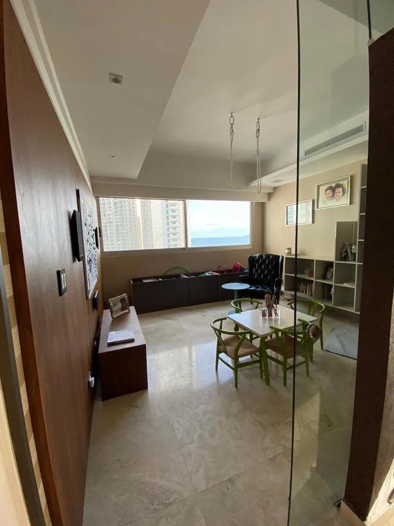 Apartment For Sale in Punta Pacífica