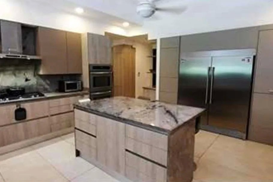 Venta de casa en Altos del Golf