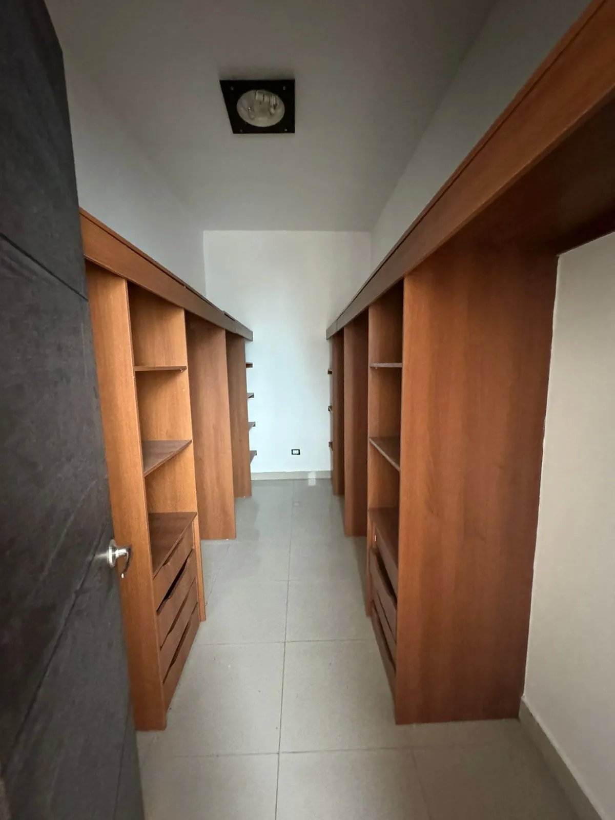 Apartment For Sale in Punta Paitilla