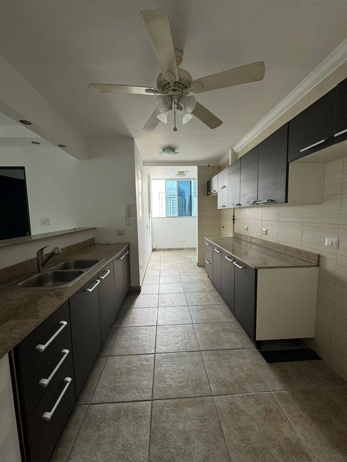 Apartment For Sale in Punta Paitilla