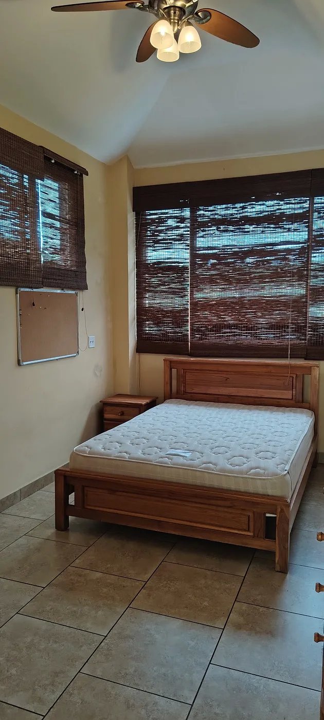 Venta Casa en Las Cumbres en el lago