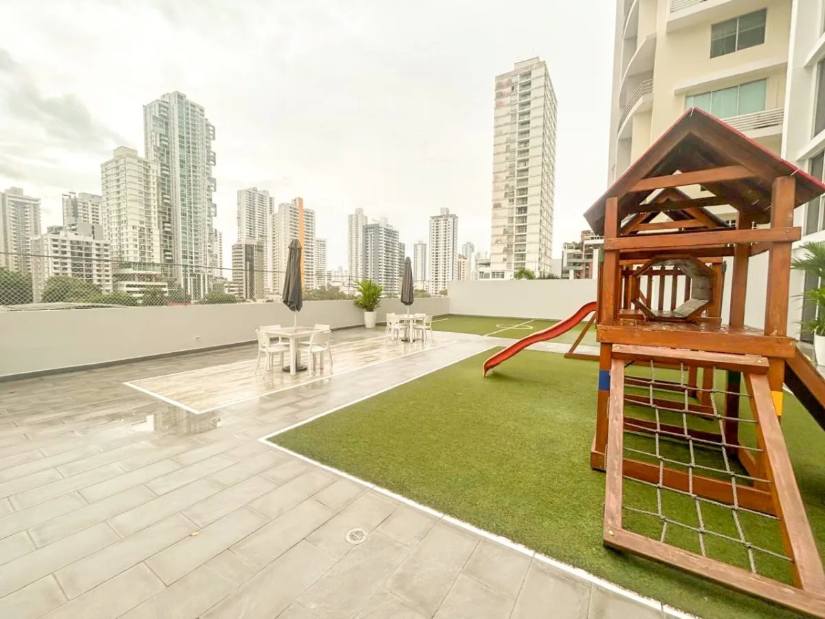 Apartment For Sale in San Francisco