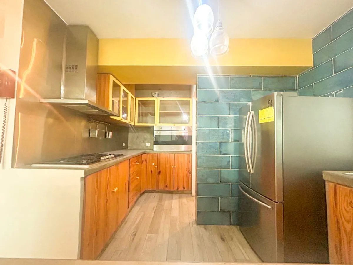 Apartment For Sale in San Francisco
