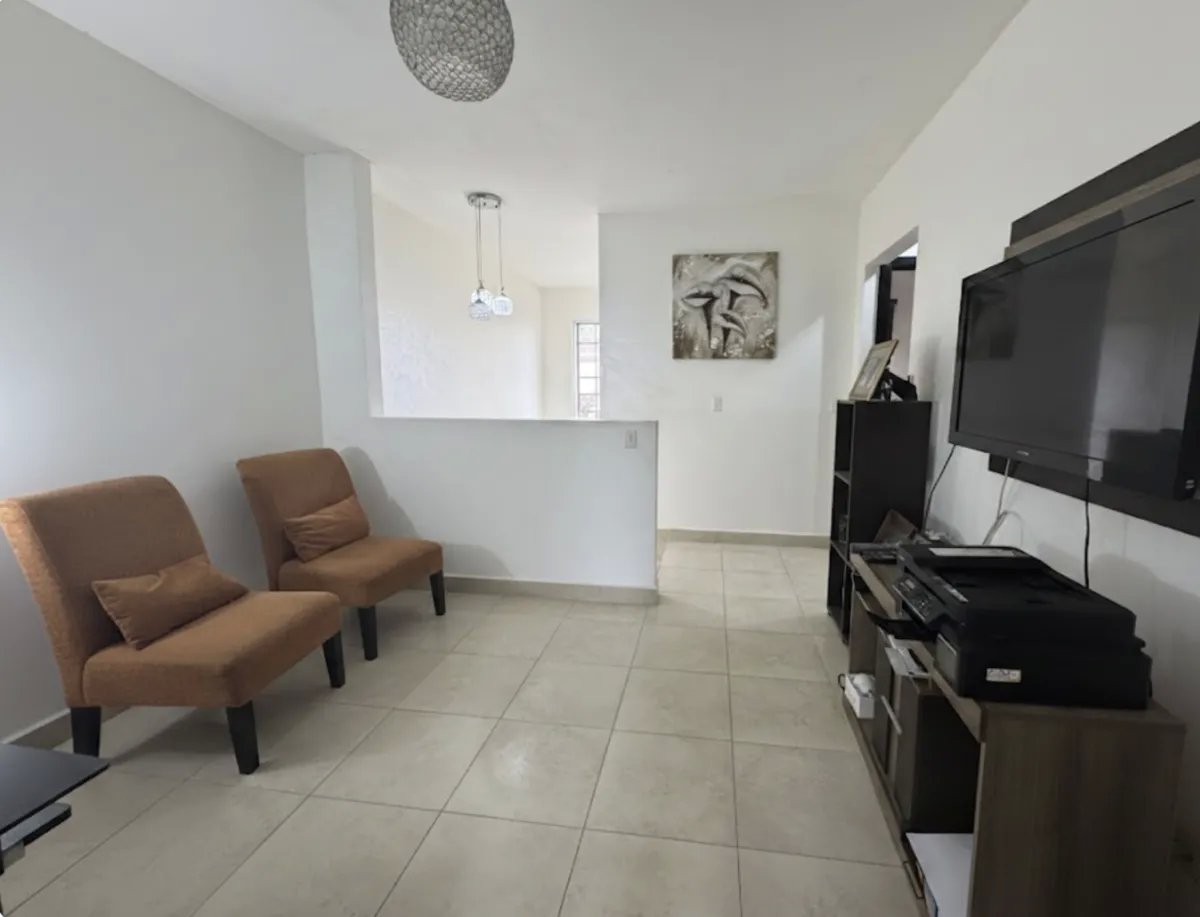 Duplex For Sale in Venta de casa en PH Villa Tiber, Villas del Golf