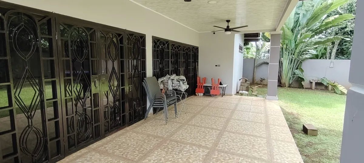 SE VENDE HERMOSA CASA EN ARRAIJAN