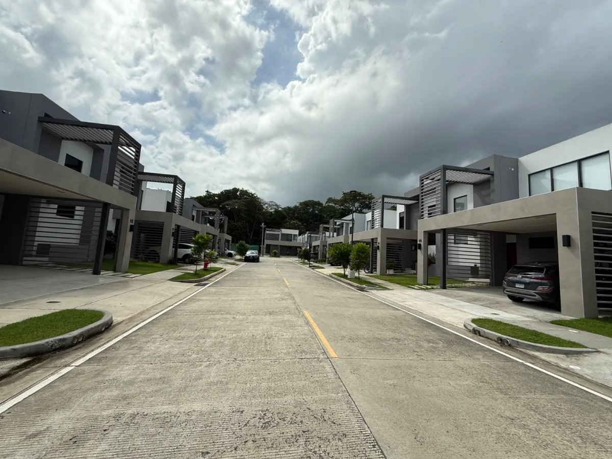 Venta de Casa Duplex en Explora Panama Pacifico