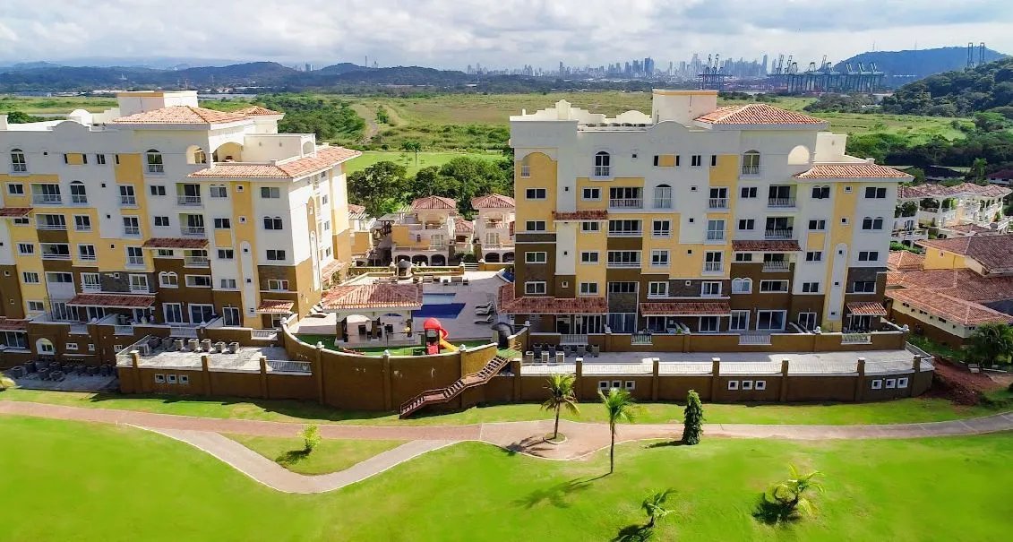 Se Vende Hermoso apartamento en Forest Towers en Cocolí