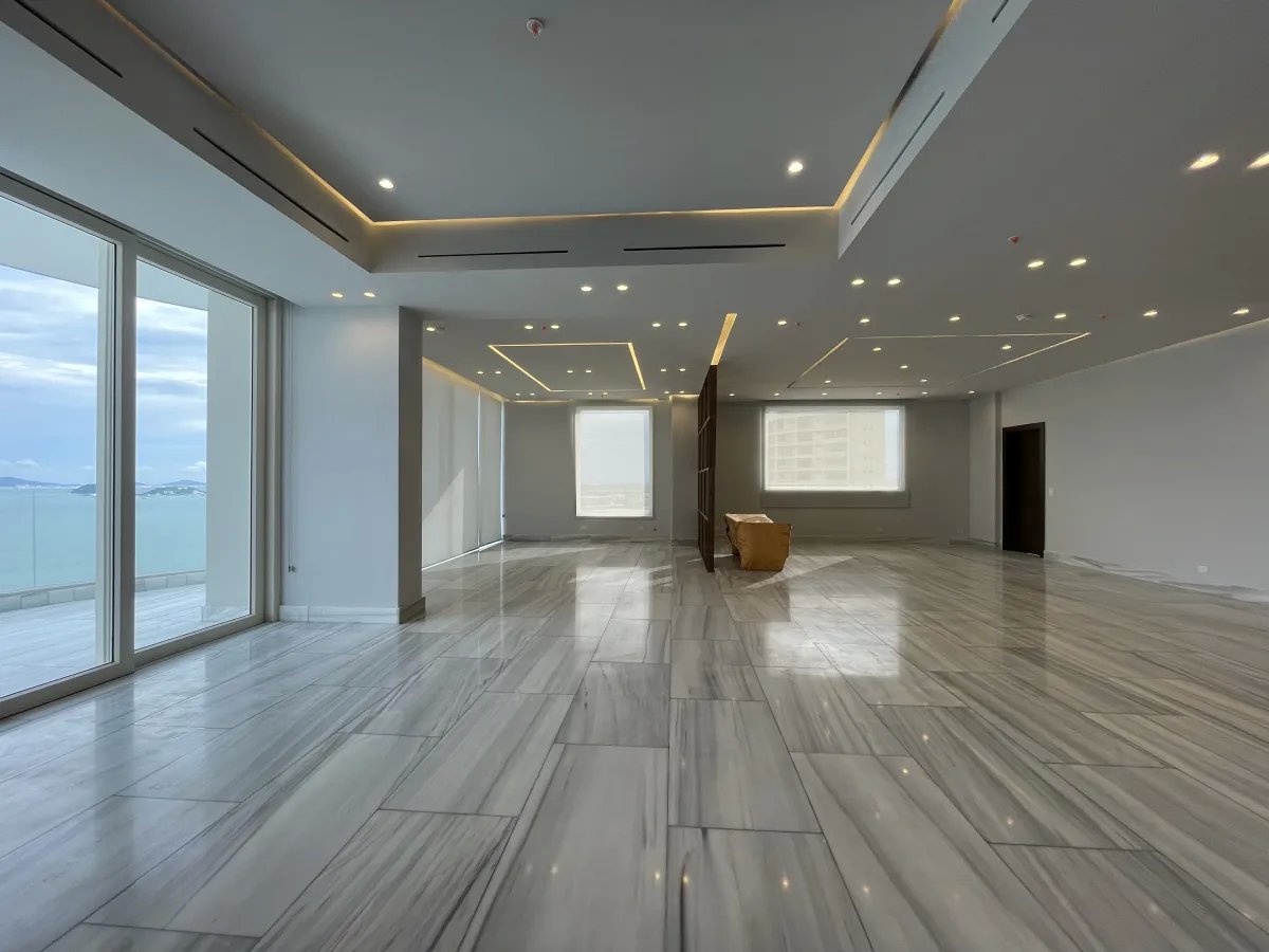Venta Penthouse en The Towers Punta Paitilla
