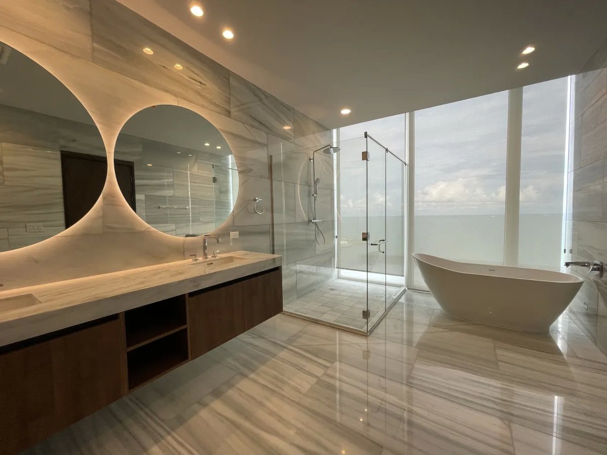 Venta Penthouse en The Towers Punta Paitilla
