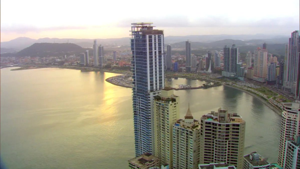 Venta de Apartamento en The Point Punta Paitilla