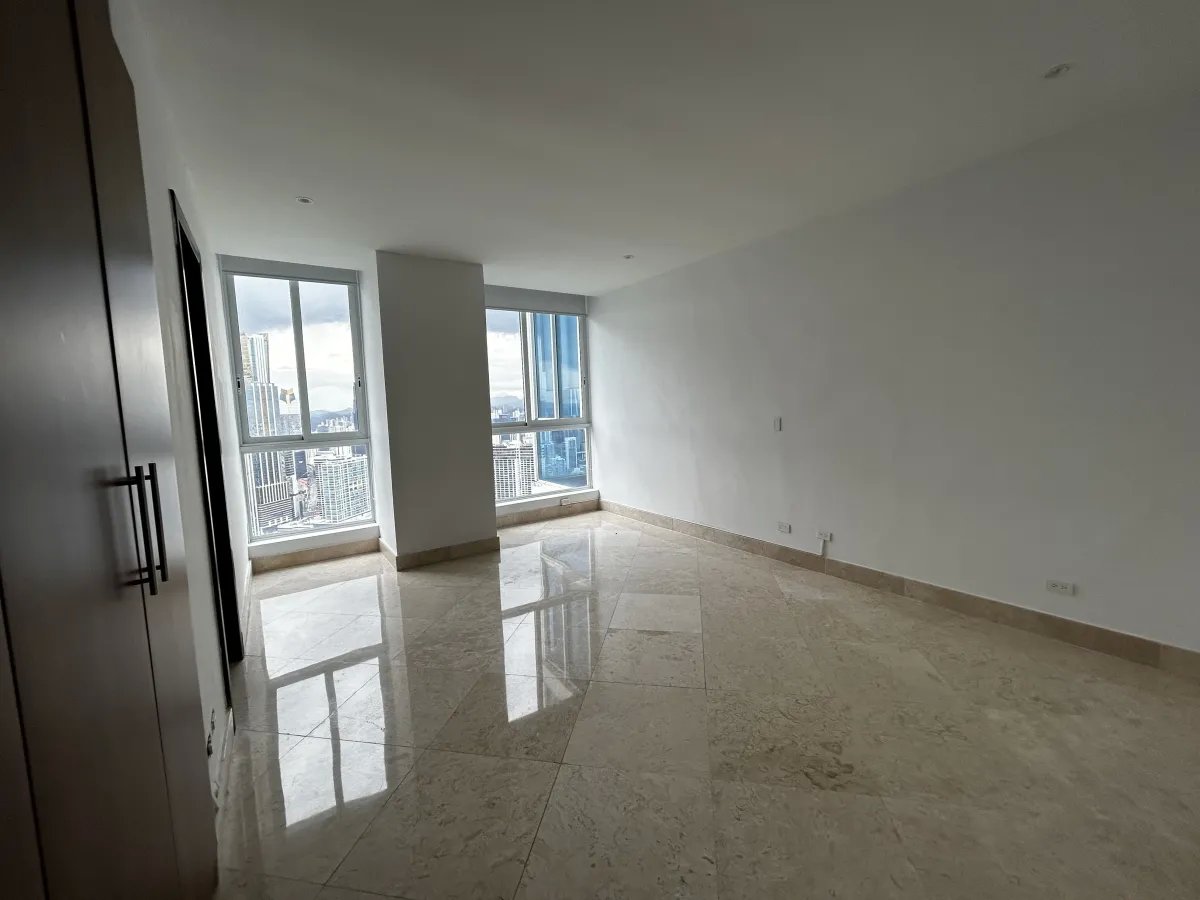 Venta de Apartamento en The Point Punta Paitilla