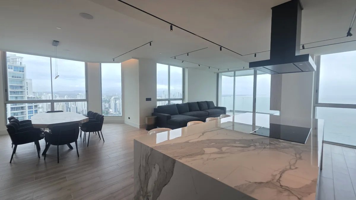 Venta de Apartamento en Pacific Point Punta Pacifica