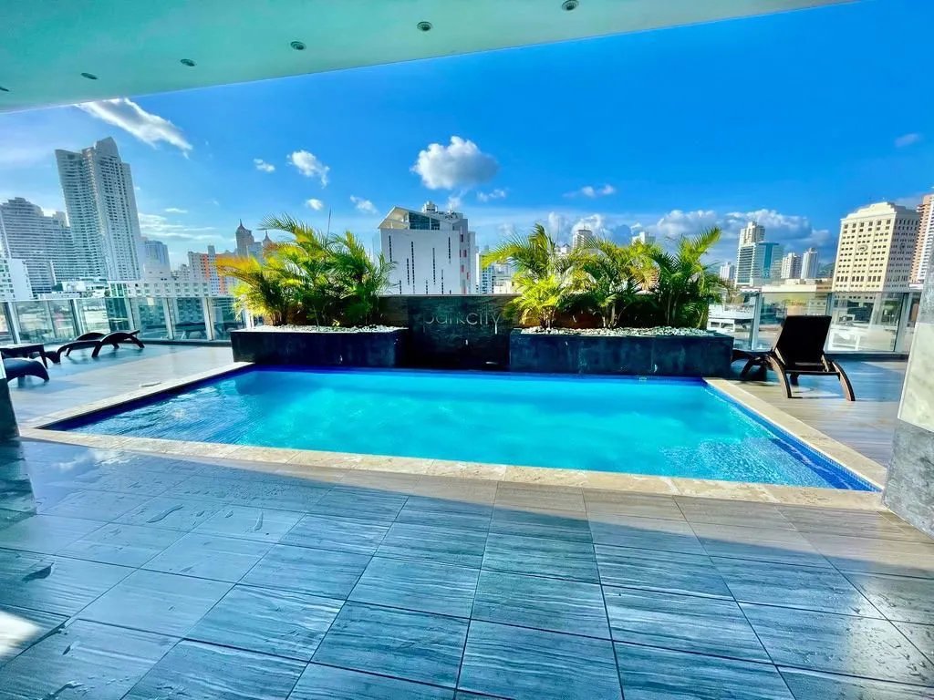 Venta de Apartamento amoblado en PH Park City, Obarrio