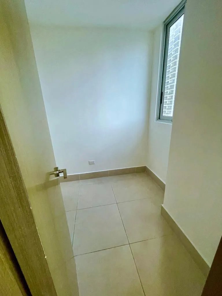 Venta de Apartamento amoblado en PH Park City, Obarrio