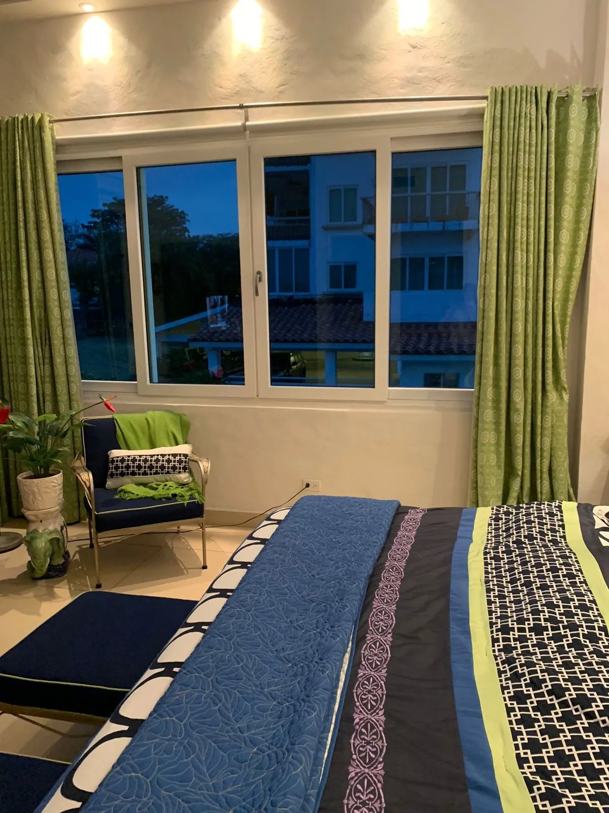 VENDO APARTAMENTO DE PLAYA EN PUNTA BARCO VILLAGE
