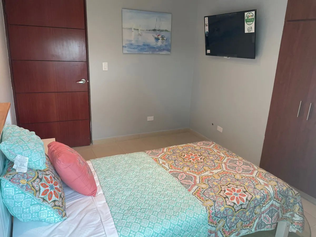 Apartment For Sale in Condado del Rey