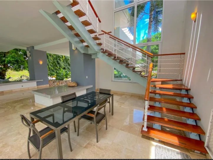 Venta de casa en Punta Barco Resort, San Carlos