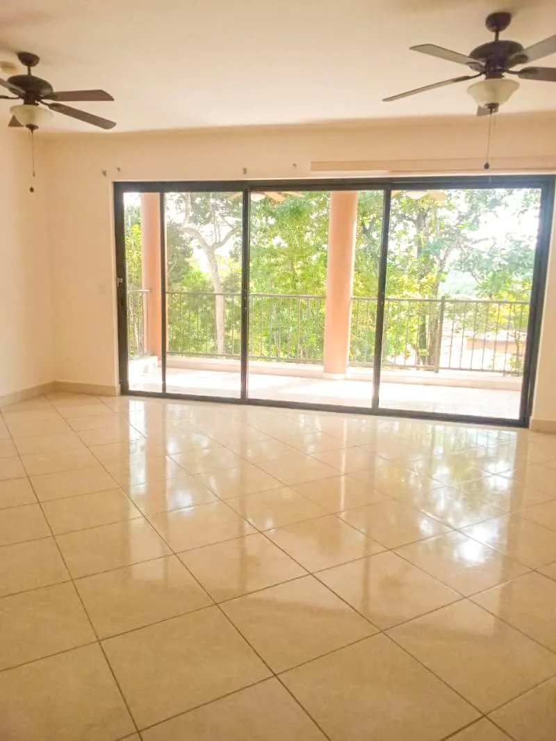 Venta de Apartamento en PH Embassy Club  Ancón