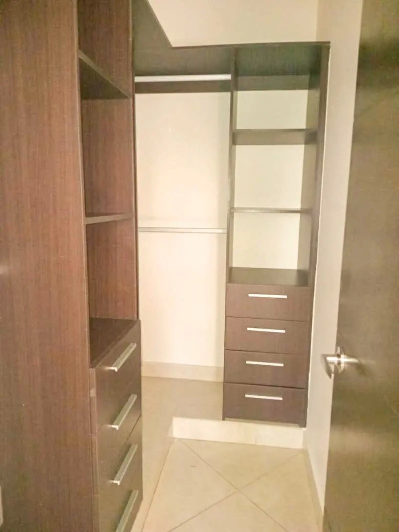 Venta de Apartamento en PH Embassy Club  Ancón